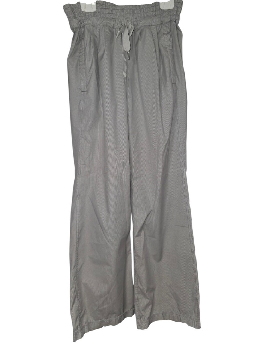 Lululemon Devi Pant Paperbag Waist Wide Leg Light Grey Pin Stripe Size 6 RARE